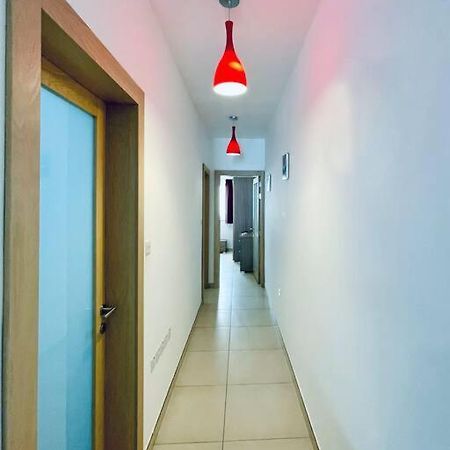 Stylish Modern Central Apartment 4 Paceville Saint Julian's Ngoại thất bức ảnh