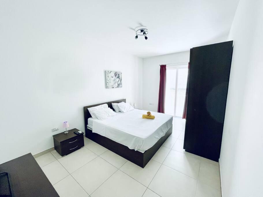 Stylish Modern Central Apartment 4 Paceville Saint Julian's Ngoại thất bức ảnh